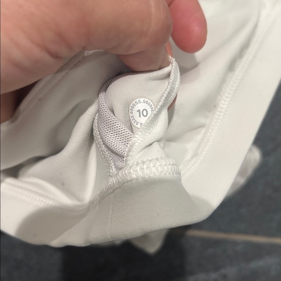 White Multi Align Crop - Picture 3 of 3